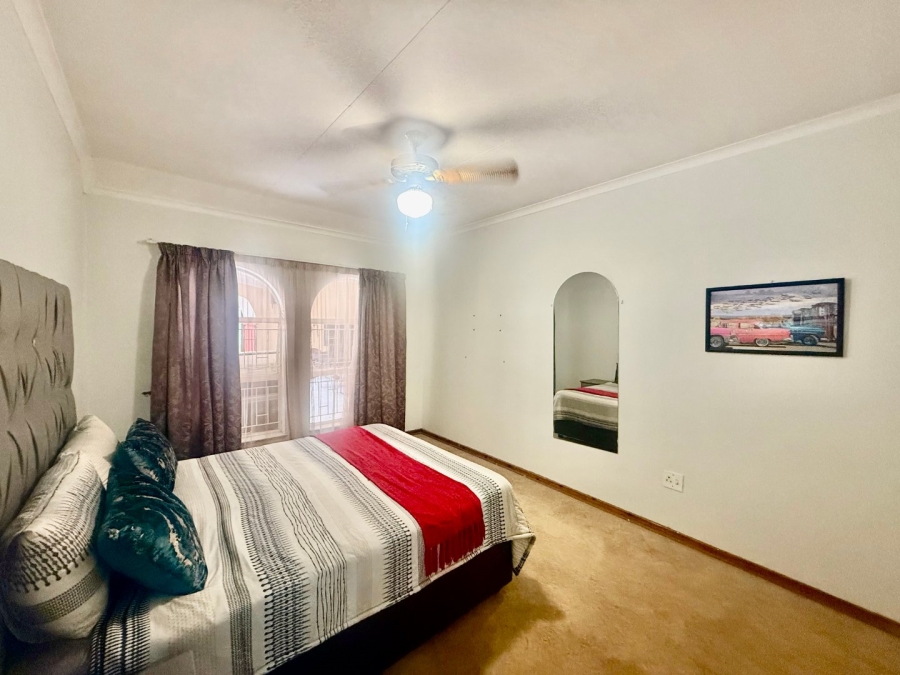 To Let 4 Bedroom Property for Rent in Schoemansville North West